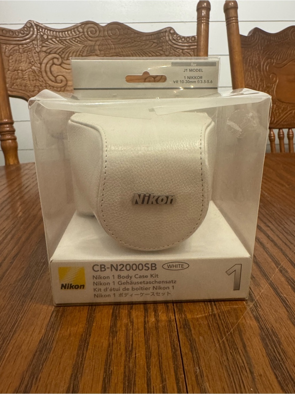 Nikon CB-N2000SB White Body Case Kit For Nikon 1 J1 Camera Brand-New